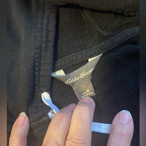 Eddie Bauer Men’s SzM Black Zip Hoodie With White Trim - Picture 3 of 4